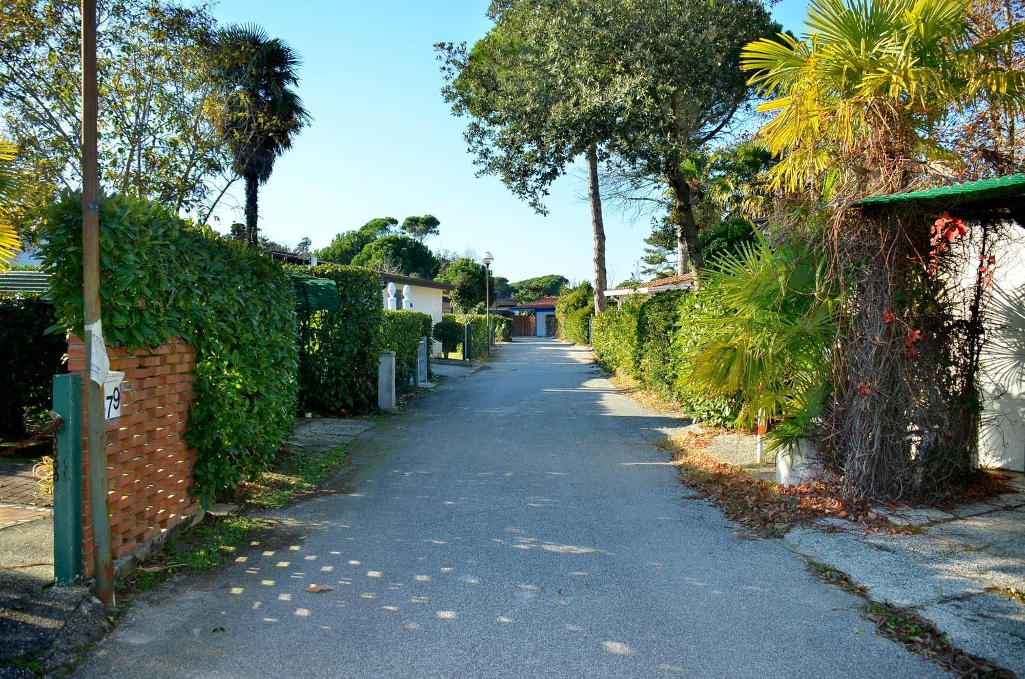 Villa Bouganville Bibione Exterior foto